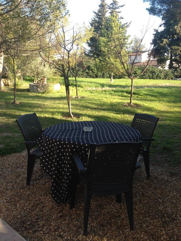 Gite Au Coeur De La Provence & Spa Saint-Cannat Bilik gambar
